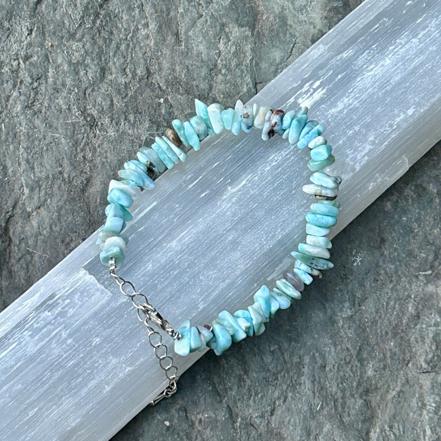 Larimar Chips Bracelet with a Clasp (sizable)